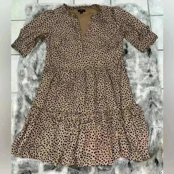 J. Crew | Ruffleneck Tiered Popover Dress in Leopard Dot sz Small S Tan black - Picture 3 of 9